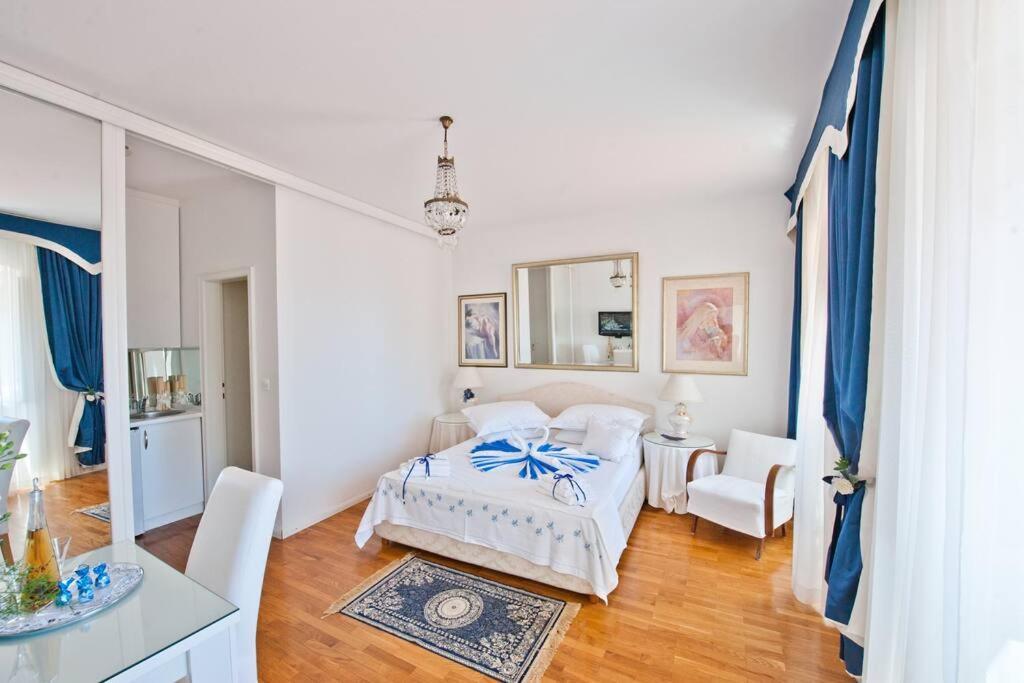 Appartement Blue Next To The